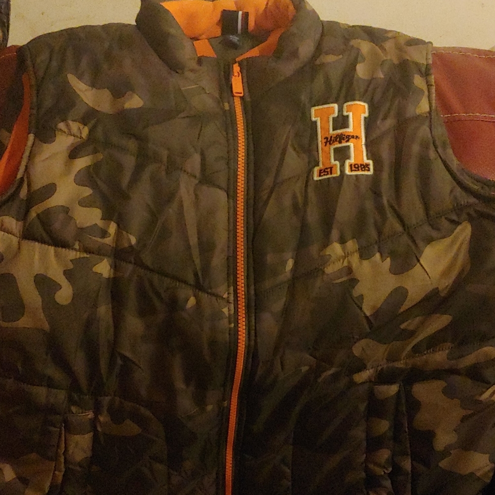 Boys Fairly New Tommy Hilfiger Camoflouge Vest